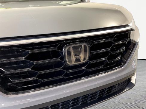 Used 2023 Honda CR-V EX-L image 33