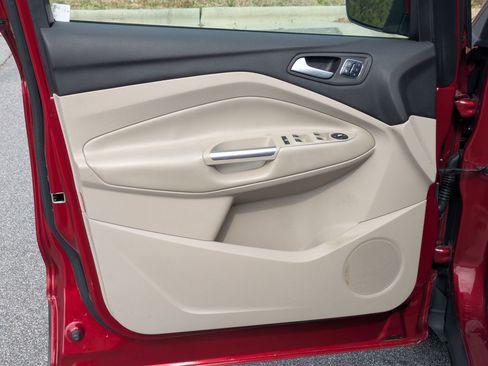 Used 2014 Ford Escape Titanium w/ Equipment Group 401A image 20