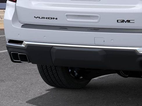 New 2026 GMC Yukon Denali w/ Denali Reserve Package AWD/4WD image 38