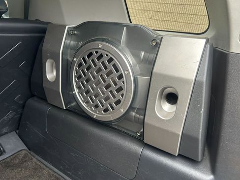 Used 2007 Toyota FJ Cruiser 4WD image 15