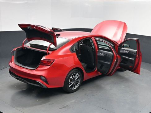 Used 2024 Kia Forte LXS image 18