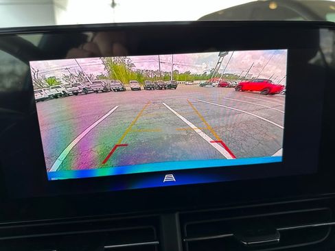 Used 2025 Chevrolet Trax LT w/ Driver Confidence Package image 28