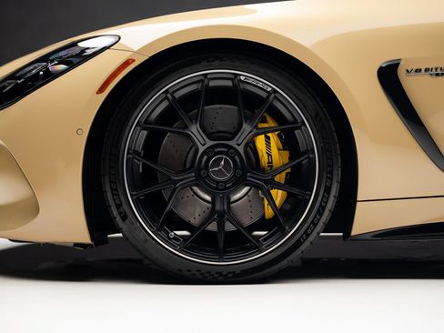 Used 2025 Mercedes-Benz AMG GT 55 image 21