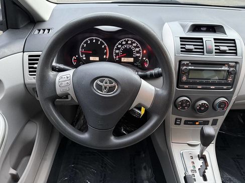 Used 2012 Toyota Corolla LE image 15