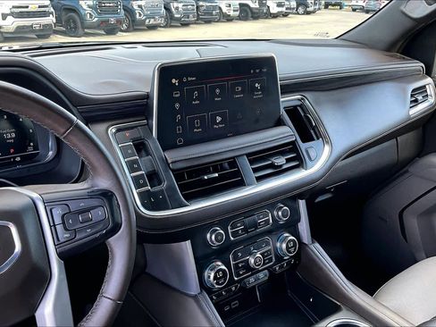 Certified 2023 GMC Yukon SLT image 6