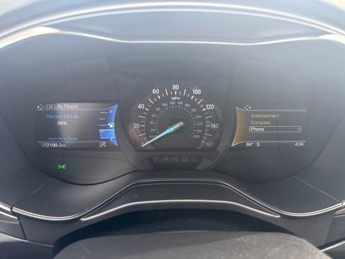Used 2020 Ford Fusion SE FWD image 12