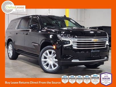 Used 2023 Chevrolet Suburban High Country w/ Premium Package 2