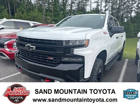 Used 2021 Chevrolet Silverado 1500 LT Trail Boss w/ Convenience Package II AWD/4WD image 1