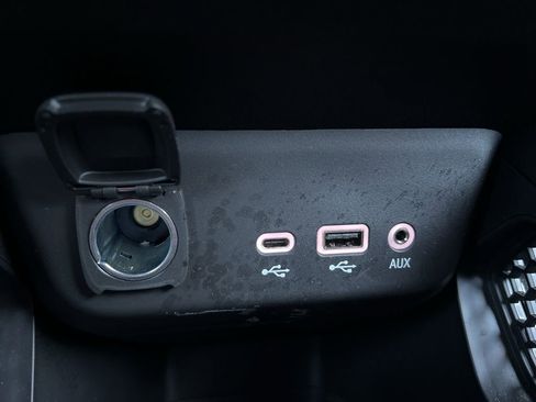 Used 2023 Chevrolet TrailBlazer LT w/ Convenience Package image 21