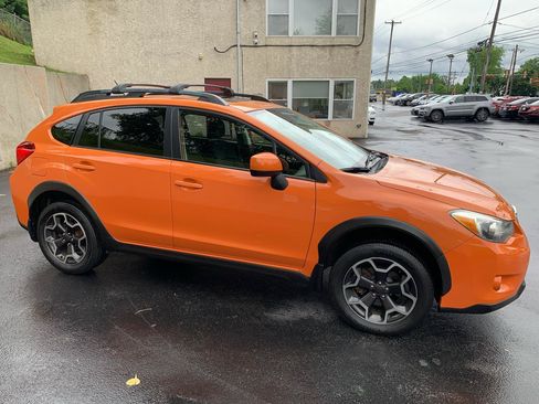Used 2013 Subaru Crosstrek 2.0i Premium AWD/4WD image 6