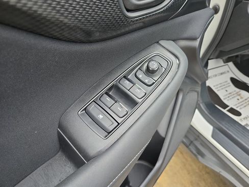 Used 2025 Subaru Outback image 13