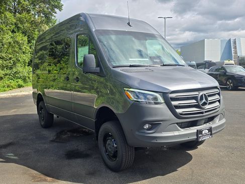 New 2026 Mercedes-Benz Sprinter 2500 image 8