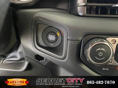 New 2026 Jeep Wrangler Unlimited Rubicon 392 w/ Quick Order Package 27X Moab AWD/4WD image 17
