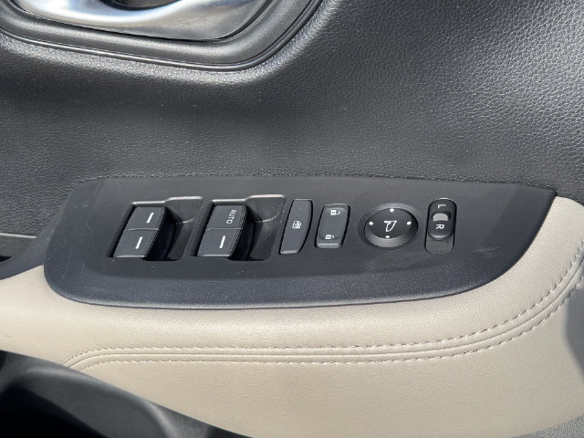 Certified 2026 Honda HR-V LX image 29
