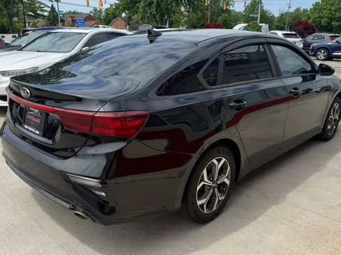 Used 2019 Kia Forte LXS FWD image 3