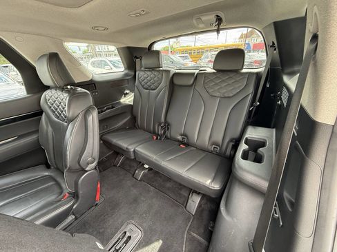 Used 2021 Hyundai Palisade Limited w/ Cargo Package AWD/4WD image 9