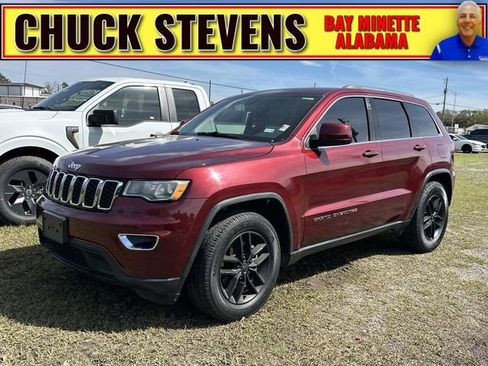 Used 2018 Jeep Grand Cherokee Laredo image 1