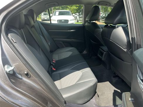 Used 2023 Toyota Camry SE FWD image 24