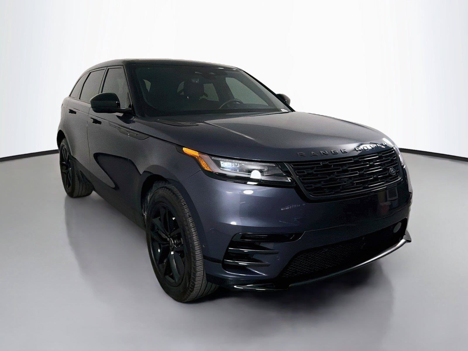 Certified 2026 Land Rover Range Rover Velar Dynamic SE AWD/4WD image 3