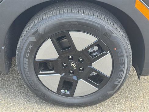 New 2025 Hyundai Santa Fe SEL image 12