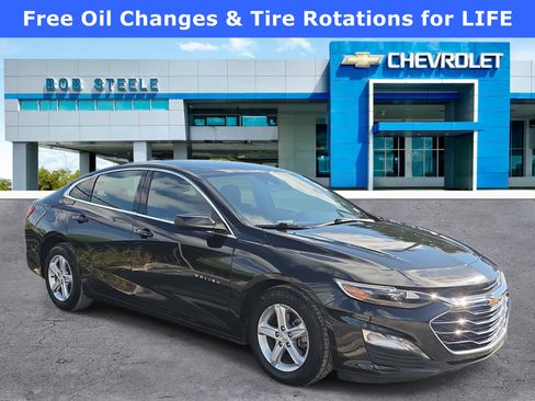 Used 2024 Chevrolet Malibu LT FWD image 1