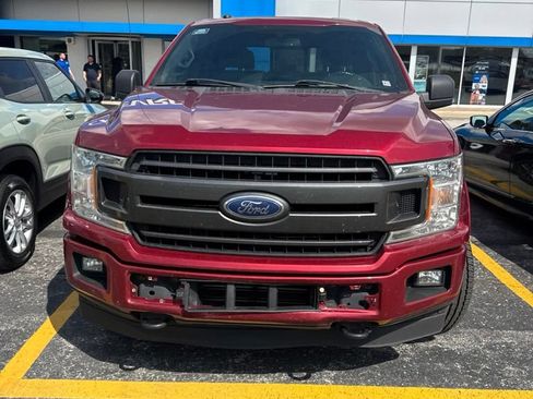 Used 2018 Ford F150 XLT w/ Equipment Group 302A Luxury AWD/4WD image 2
