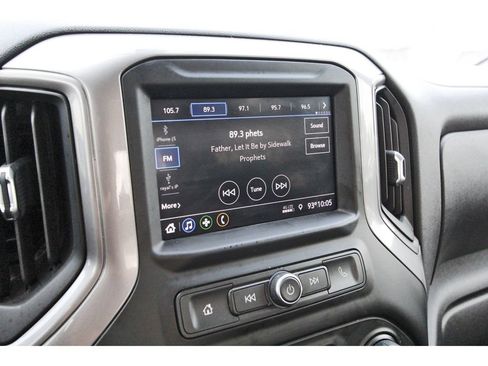 Used 2020 Chevrolet Silverado 1500 Custom w/ Infotainment Package RWD image 22