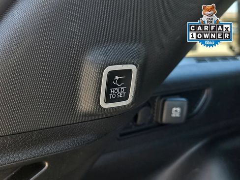Used 2025 Jeep Grand Cherokee Altitude AWD/4WD image 31