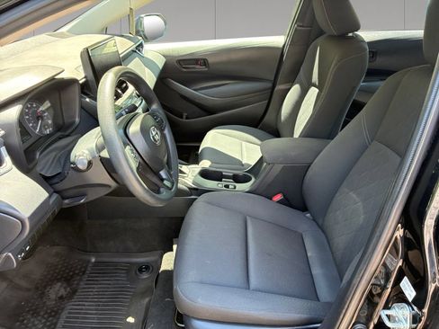 Used 2023 Toyota Corolla LE FWD image 10