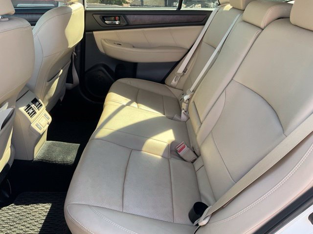 Used 2018 Subaru Outback 2.5i Limited AWD/4WD image 17