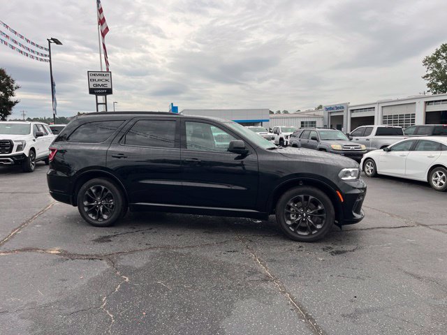Used 2025 Dodge Durango GT w/ Blacktop Package RWD image 2