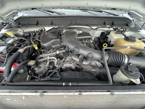 Used 2012 Ford F450 XL RWD image 5