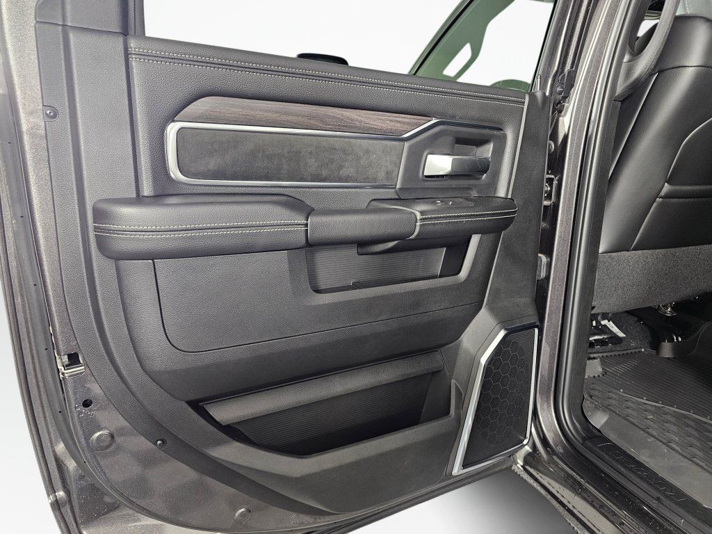 New 2026 RAM 3500 Laramie w/ Night Edition AWD/4WD image 34