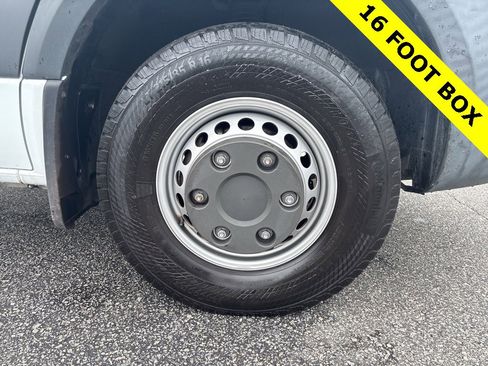 Used 2021 Freightliner Sprinter 3500 image 9