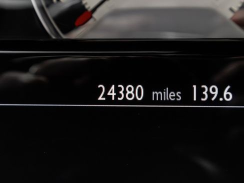 Used 2014 Rolls-Royce Wraith image 11