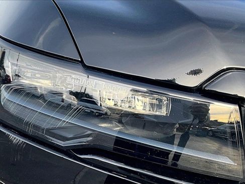 Certified 2021 Cadillac Escalade Sport image 32