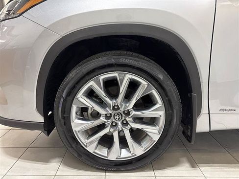 Used 2021 Toyota Highlander Limited AWD/4WD image 7