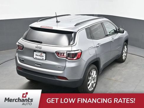 Used 2022 Jeep Compass Latitude AWD/4WD image 38