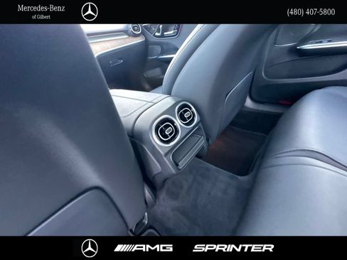 Used 2024 Mercedes-Benz C 300 Sedan image 23