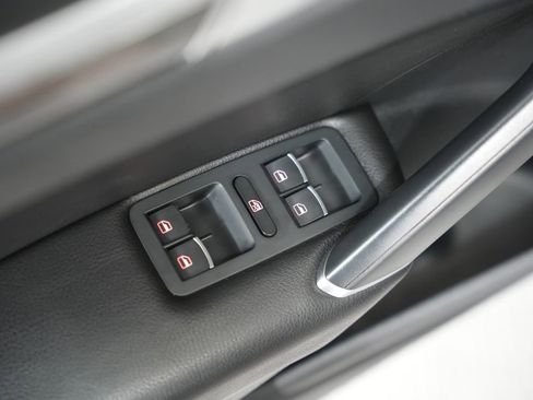 Used 2016 Volkswagen Passat 1.8T SE image 43