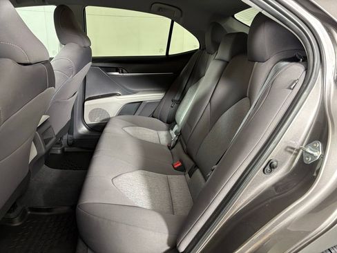 Used 2023 Toyota Camry LE image 33