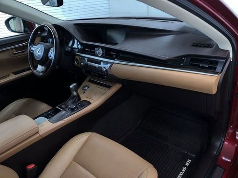 Used 2017 Lexus ES 350 image 23