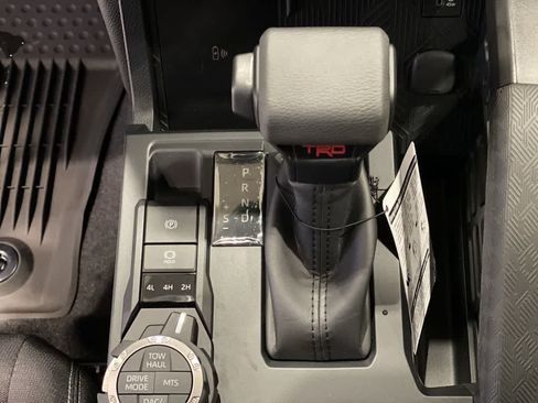 New 2026 Toyota Tacoma TRD Off-Road AWD/4WD image 18