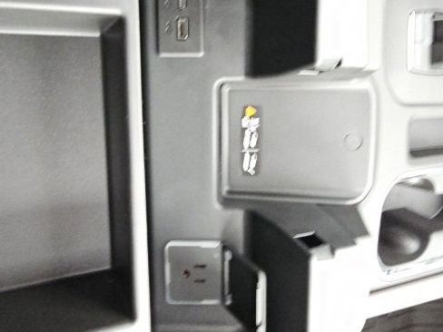 New 2026 GMC Sierra 3500 Denali w/ Denali Reserve Package image 40