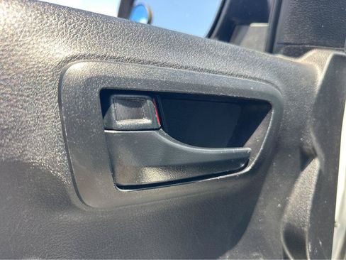 Used 2021 Toyota Tacoma SR RWD image 33