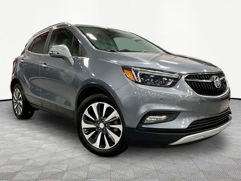 Used 2019 Buick Encore Essence w/ Safety Package II FWD image 3