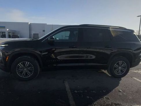 New 2026 Chevrolet Traverse LT w/ Driver Confidence Package AWD/4WD image 5