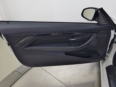 Used 2020 BMW M4 Convertible w/ Competition Package image 12