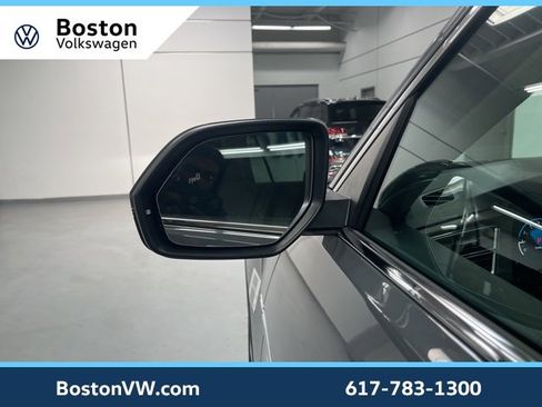 New 2025 Volkswagen Atlas SEL Premium R-Line image 8