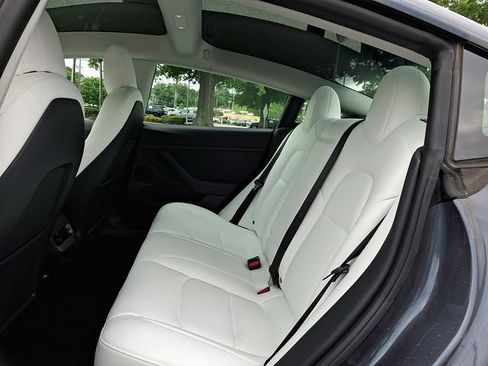 Used 2023 Tesla Model 3 Standard Range RWD image 12